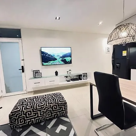 Espanola 2b Dream 2bed 1ba Apartamento
