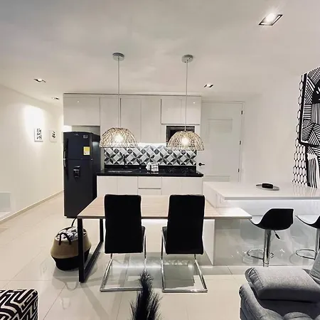 Apartamento Espanola 2b Dream 2bed 1ba