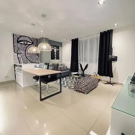 Apartamento Espanola 2b Dream 2bed 1ba
